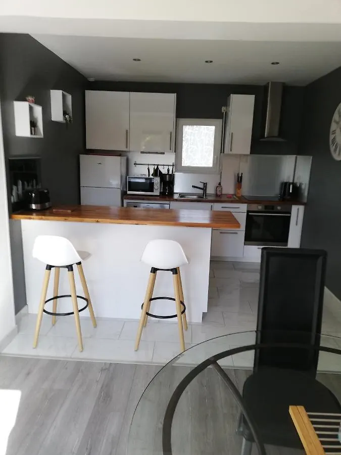 Agréable maison neuve, 5 personnes, piscine hors-sol privée du 15 juin à mi-septembre Moëlan-sur-Mer Сasa de vacaciones