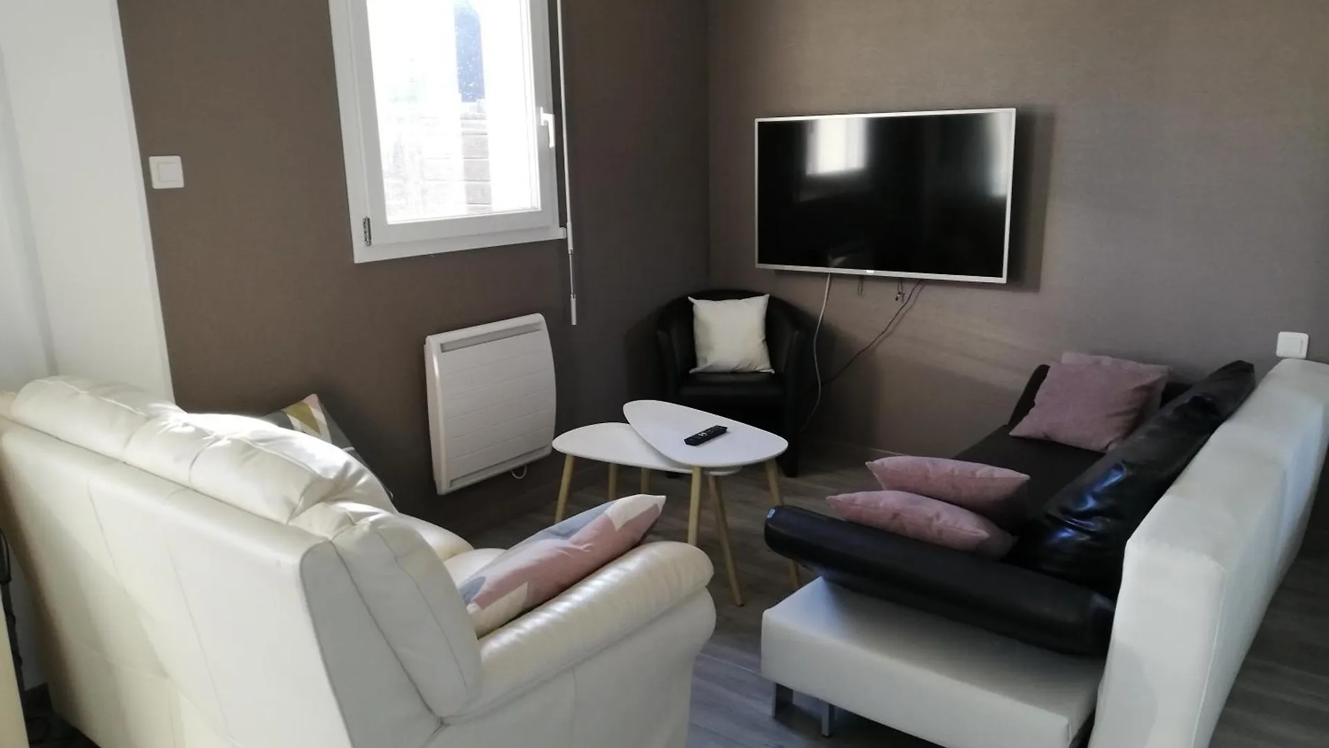 Agréable maison neuve, 5 personnes, piscine hors-sol privée du 15 juin à mi-septembre Moëlan-sur-Mer Сasa de vacaciones